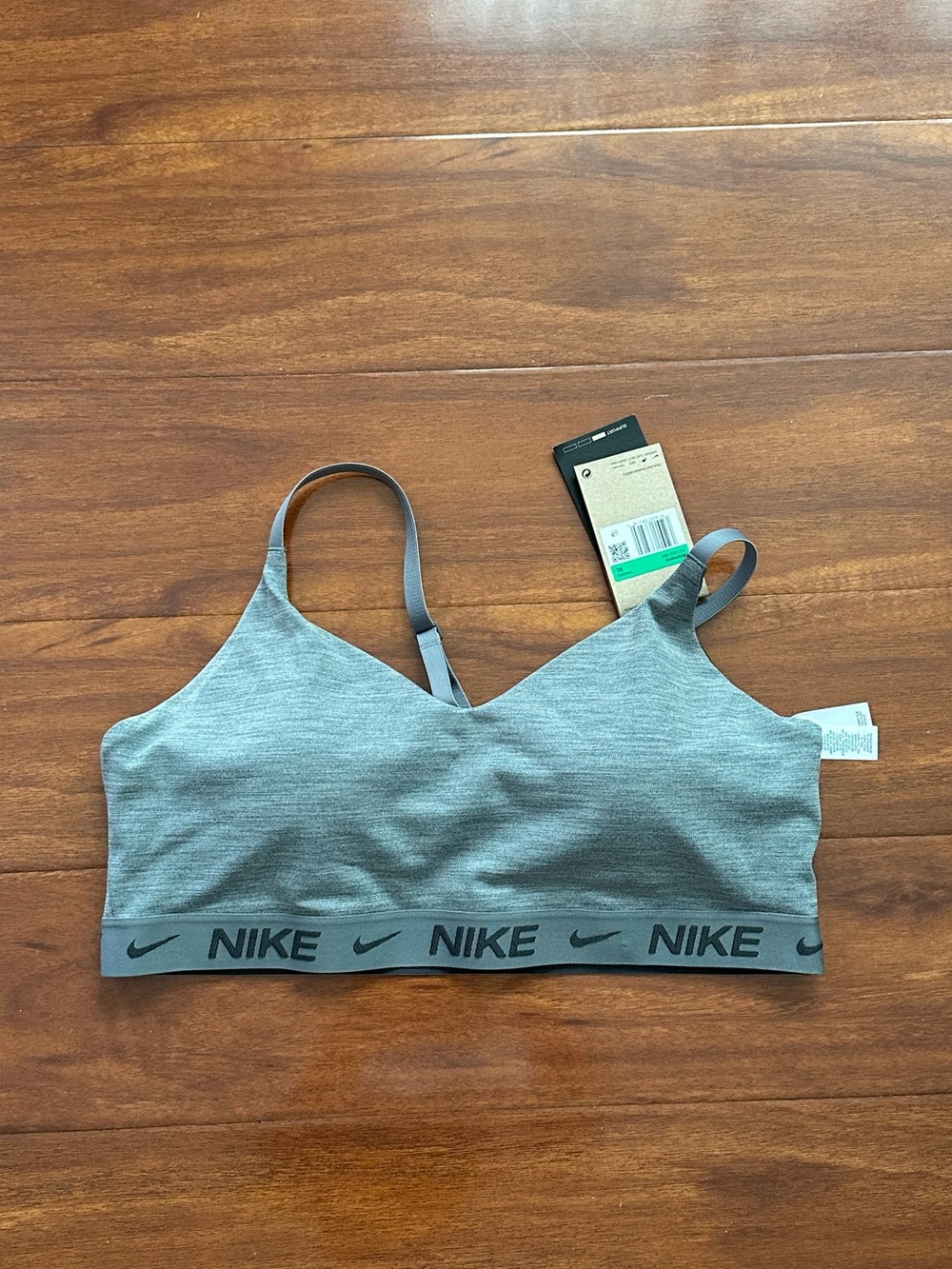 Nike Indy Light Support Padded Sports Bra (read descr - minor imperfection)